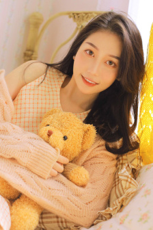 凯瑟琳泽塔琼斯三点